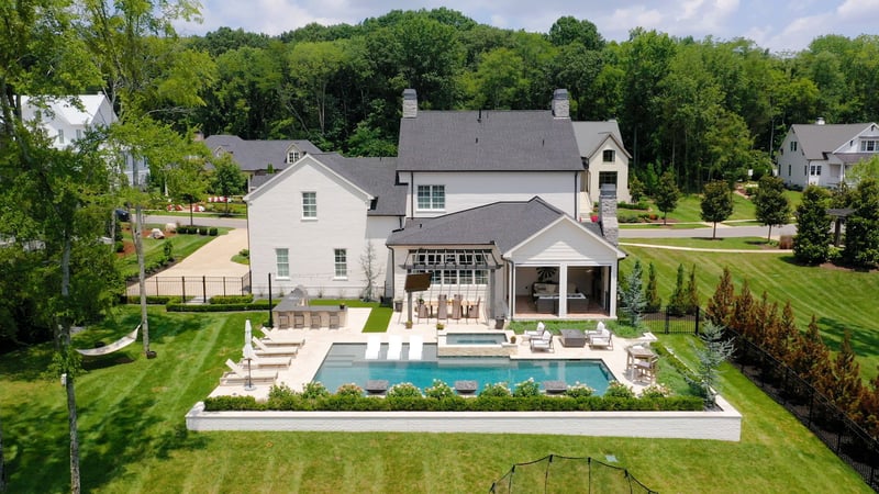 8649 Belladonna Dr, College Grove, TN 37046