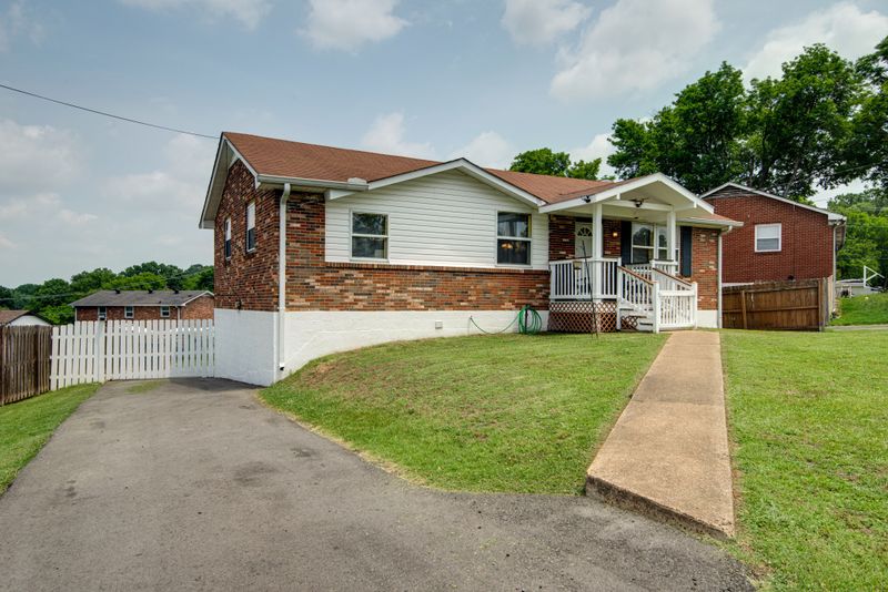 304 Kern Dr, Nashville, TN 37211