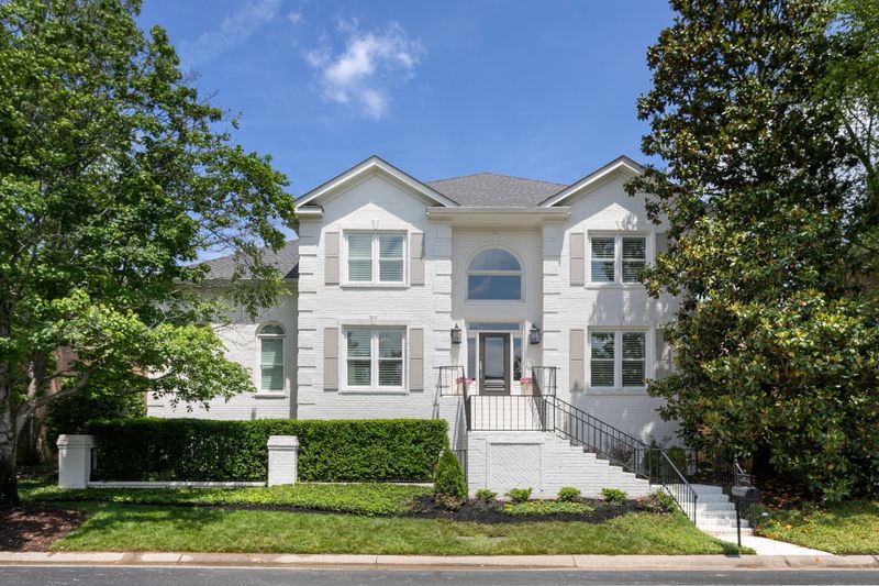 323 Whitworth Way, Nashville, TN 37205