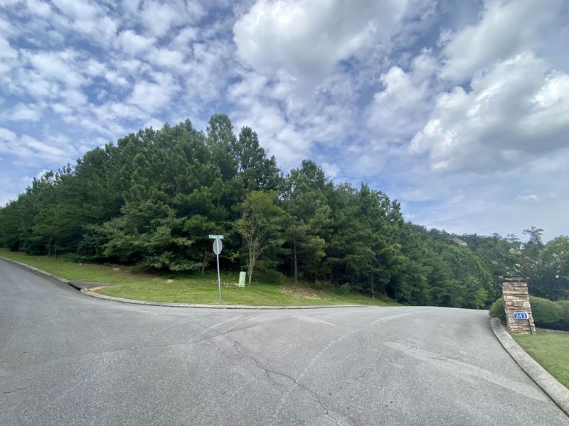 239 Hillside Dr, Rocky Face, GA 30740