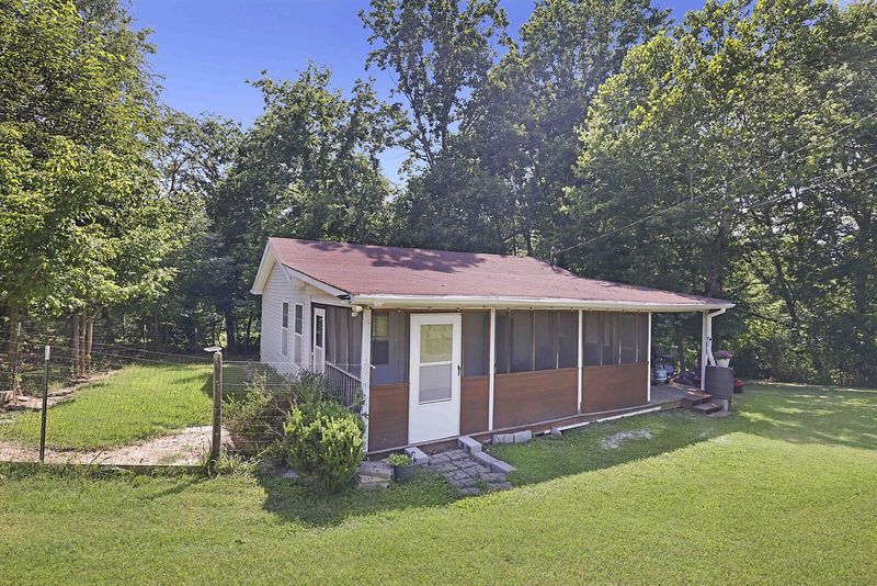 420 E Biggs Rd, Portland, TN 37148