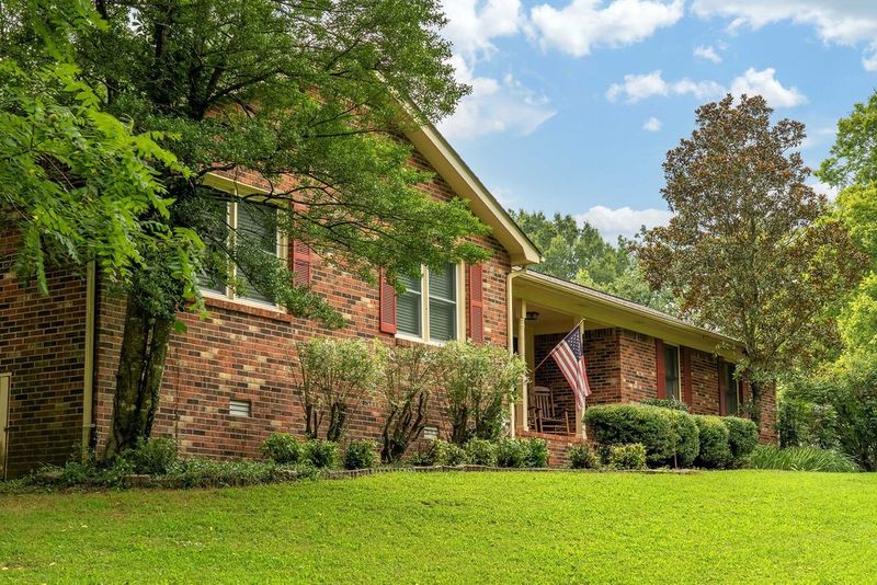 6299 New Chapel Rd, Springfield, TN 37172