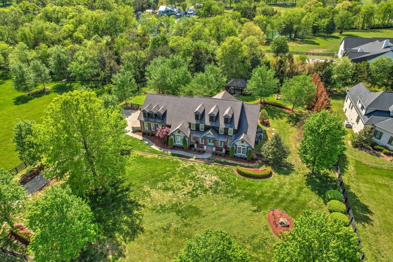 1003 Tulloss Rd, Franklin, TN 37067