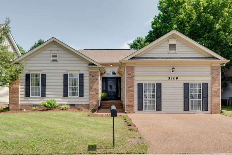 5209 Village Tc, Nashville, TN 37211