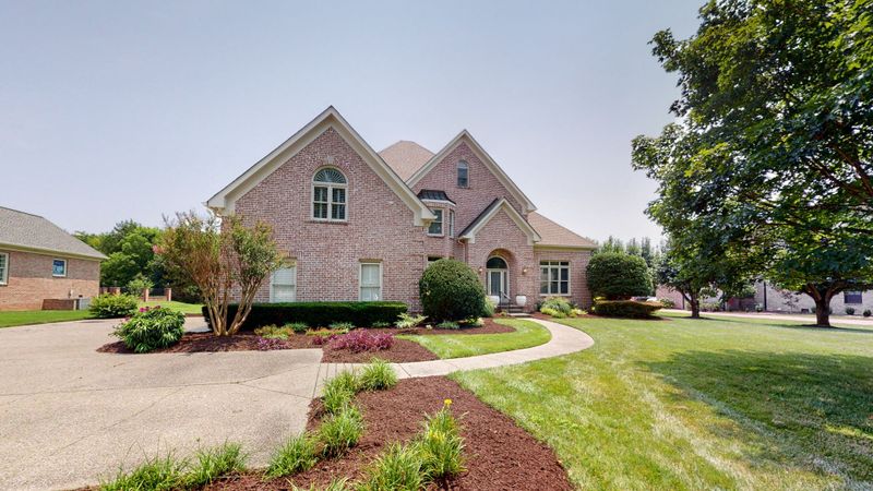 1162 Echo Ln, Franklin, TN 37069