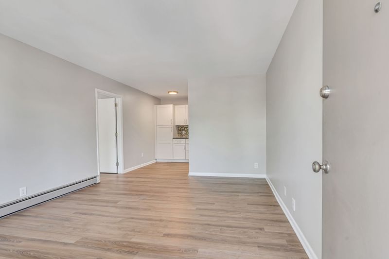 2601 Hillsboro Pike #E13, Nashville, TN 37212
