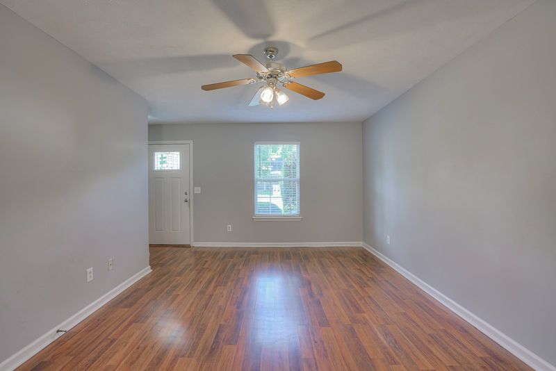 1617 Center Pointe Dr, Murfreesboro, TN 37130