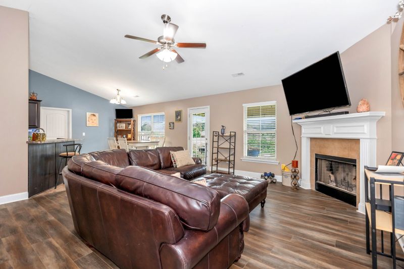 28150 Odie Scott Dr, Ardmore, AL 35739
