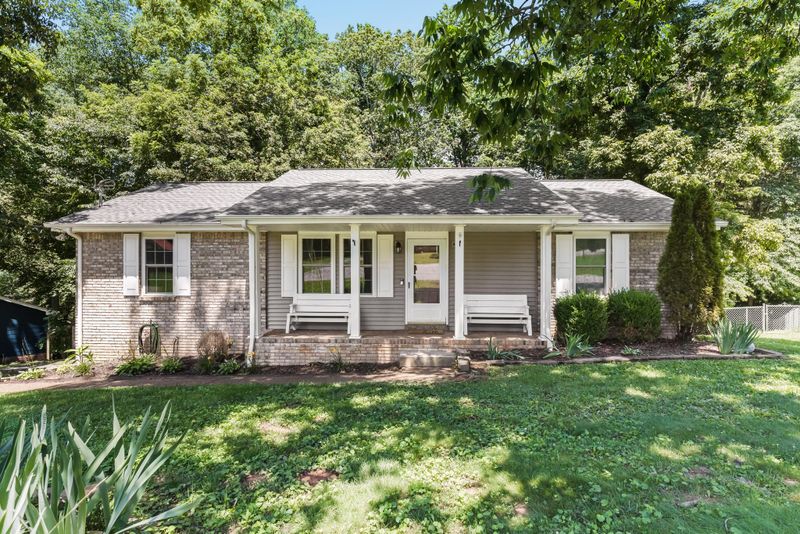 1723 Winding Way Dr, White House, TN 37188