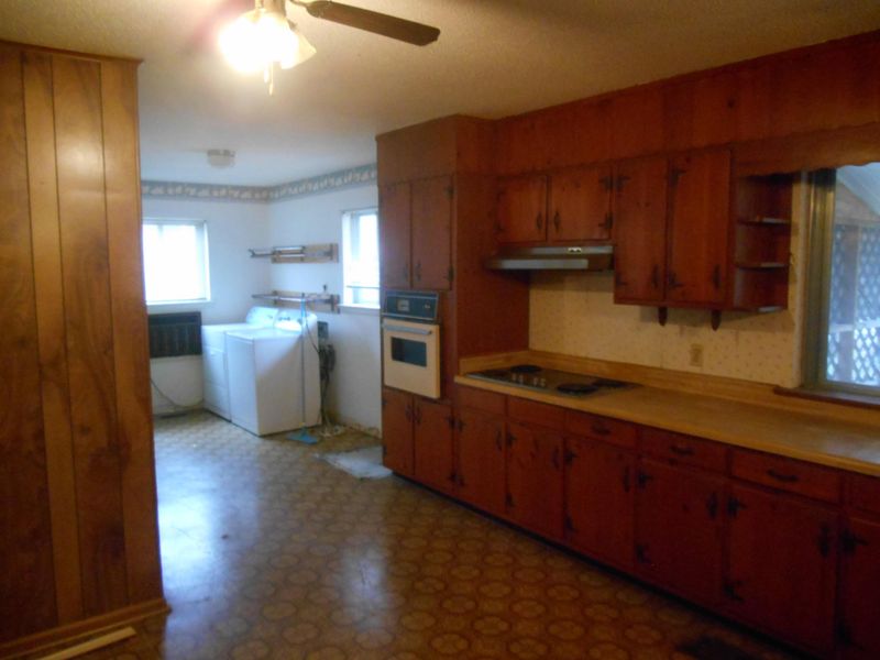 191 Clara Lee Dr, Rossville, GA 30741