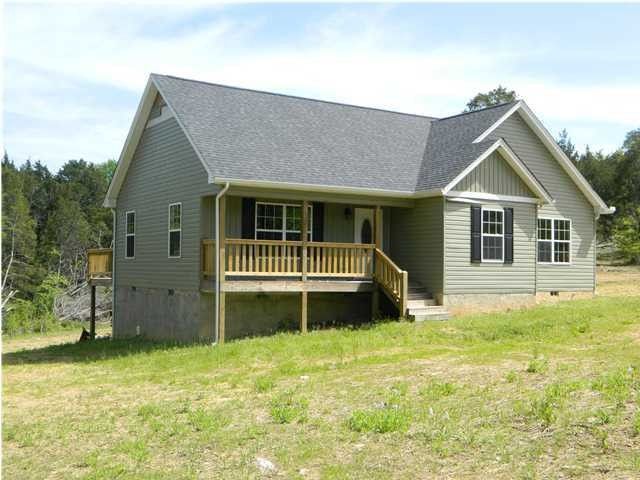 429 Glenbrook Dr, Trenton, GA 30752