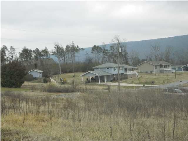 20 Glenwood Dr, Trenton, GA 30752