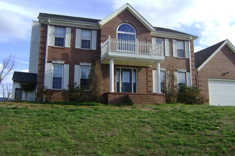 261 Tanglewood Trl, Trenton, GA 30752