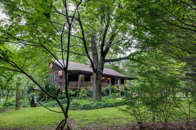 1538 N Moore Rd, Rising Fawn, GA 30738