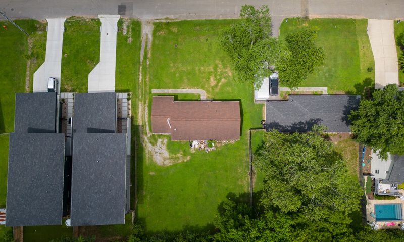 905 Potter Ln, Nashville, TN 37206