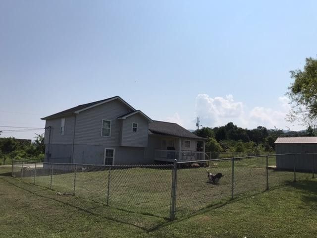 218 Bernice Dr, Trenton, GA 30752