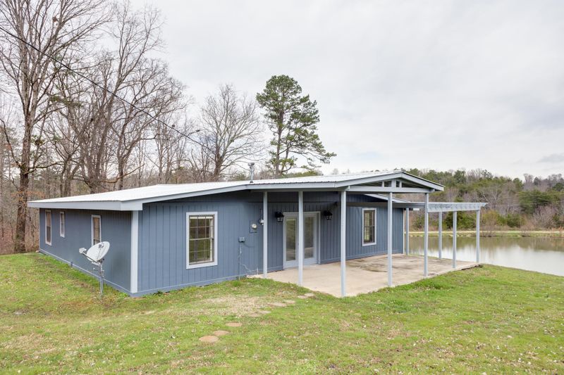 36 Pebblebrook Ln, Trenton, GA 30752