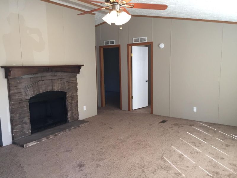 549 E Garden Farm Rd, Rossville, GA 30741