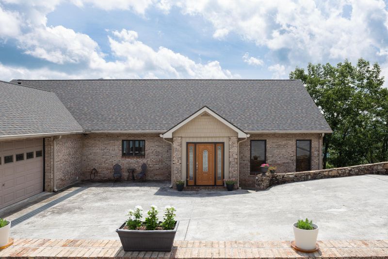 2281 Sunset Dr, Rising Fawn, GA 30738