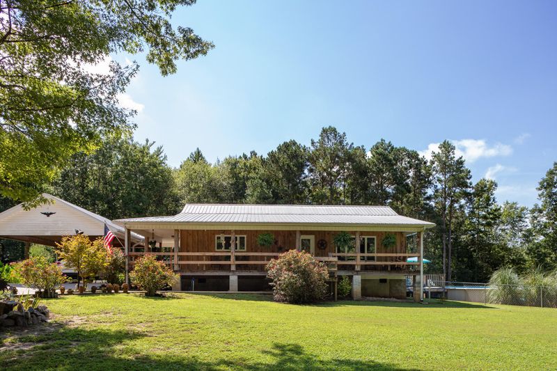 1572 County Rd 681, Flat Rock, AL 35966