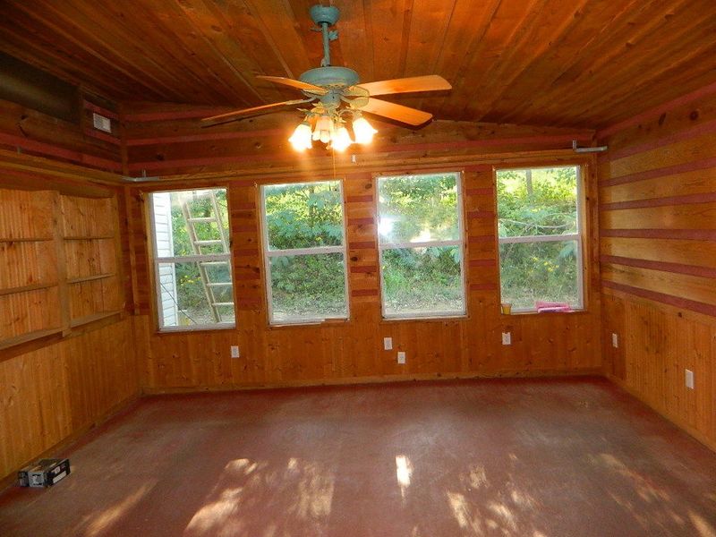 8454 Ga 301, Trenton, GA 30752