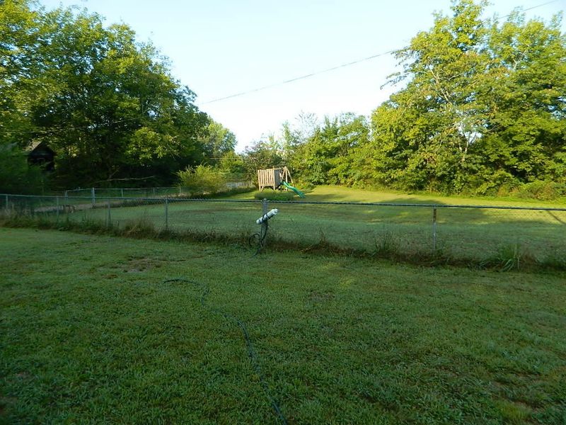 8454 Ga 301, Trenton, GA 30752