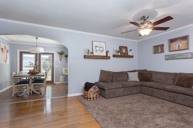 682 Poplar St, Trenton, GA 30752