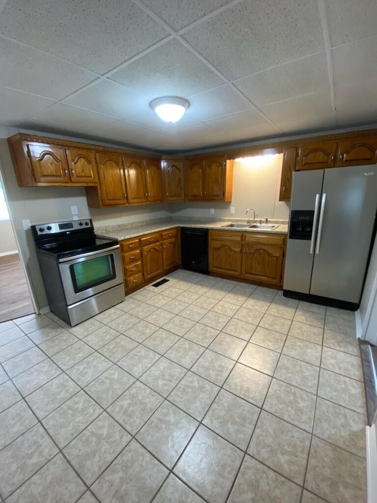 475 Walnut Ave, Trenton, GA 30752