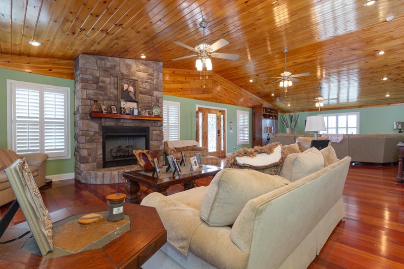 1584 County Rd 89, Bryant, AL 35958