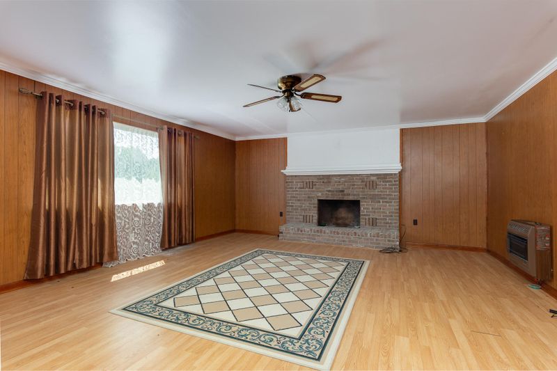 1898 County Road 155, Flat Rock, AL 35966