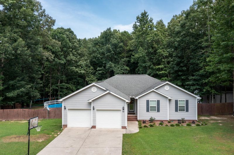 65 Emma Ln, Trenton, GA 30752