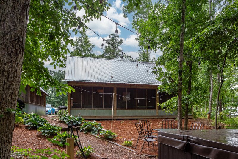 502 Plum Nelly Rd, Rising Fawn, GA 30738