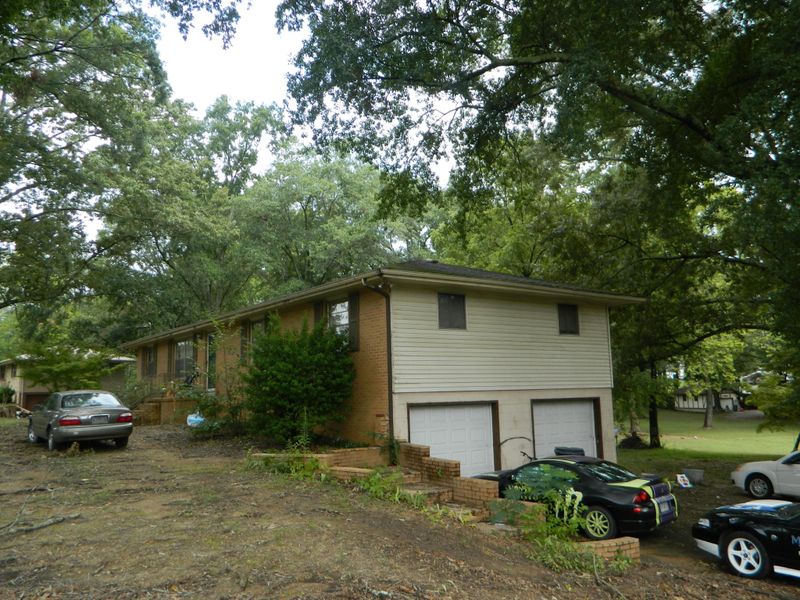 201 Clark St, Chickamauga, GA 30707