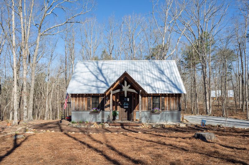 506 Plum Nelly Rd, Rising Fawn, GA 30738