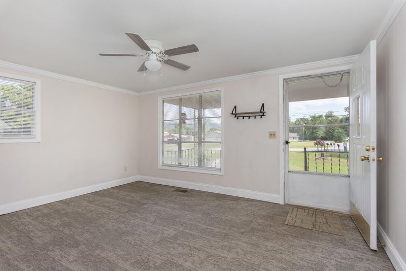 350 Gulch Rd, Trenton, GA 30752