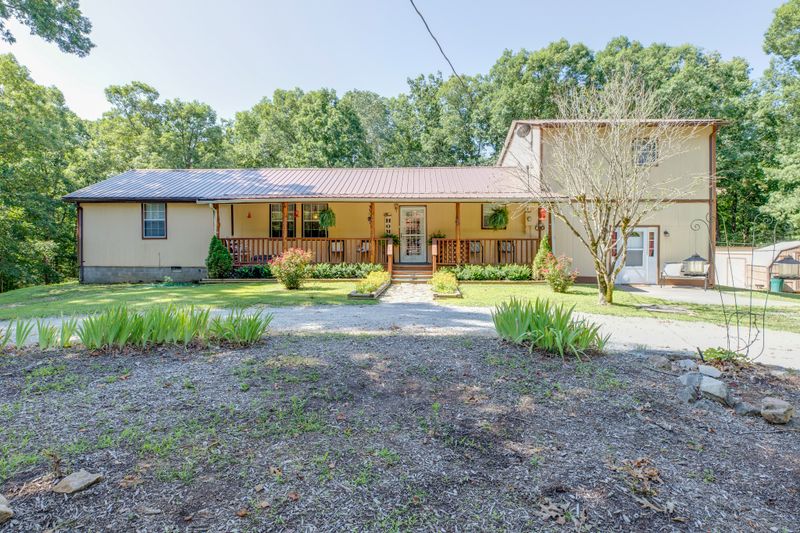 1195 Singleton Rd, Dickson, TN 37055