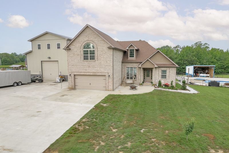 1065 Randy Rd, Ashland City, TN 37015