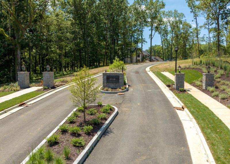1711 Reflection Ln, Brentwood, TN 37027