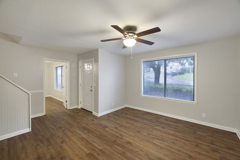 4958 Edmondson Pike #J50, Nashville, TN 37211