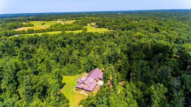 1136 Oak Grove Rd, Dickson, TN 37055