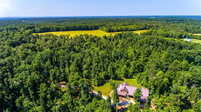 1136 Oak Grove Rd, Dickson, TN 37055