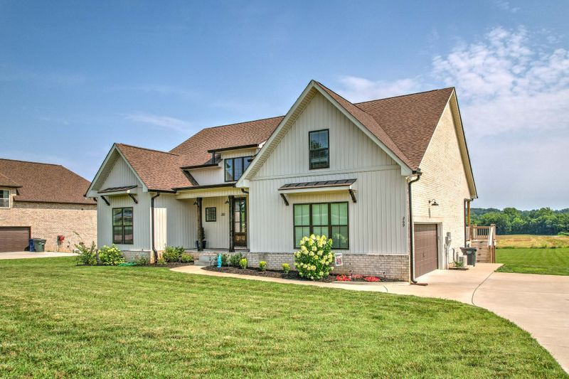 269 Aplin Branch Rd, Cottontown, TN 37048