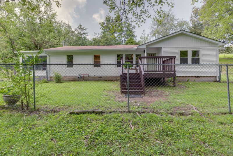 840 Cowan Rd, Dickson, TN 37055
