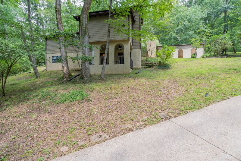 6722 Duquaine Ct, Nashville, TN 37205