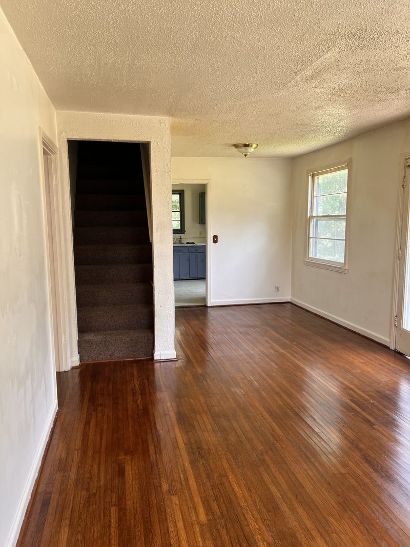 1284 Hornal Rd, White Bluff, TN 37187