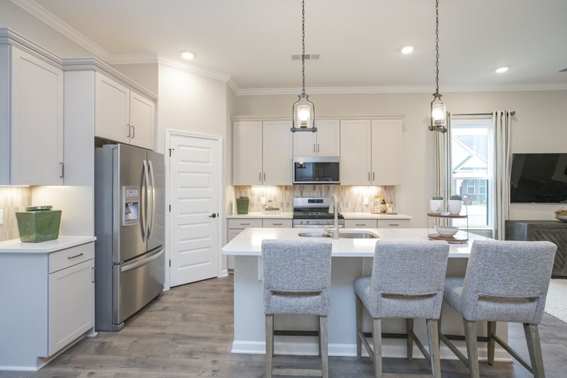 165 Willow Bend Dr, Mount Juliet, TN 37122