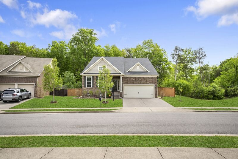 2821 Lakeside Meadows Cir, Mount Juliet, TN 37122