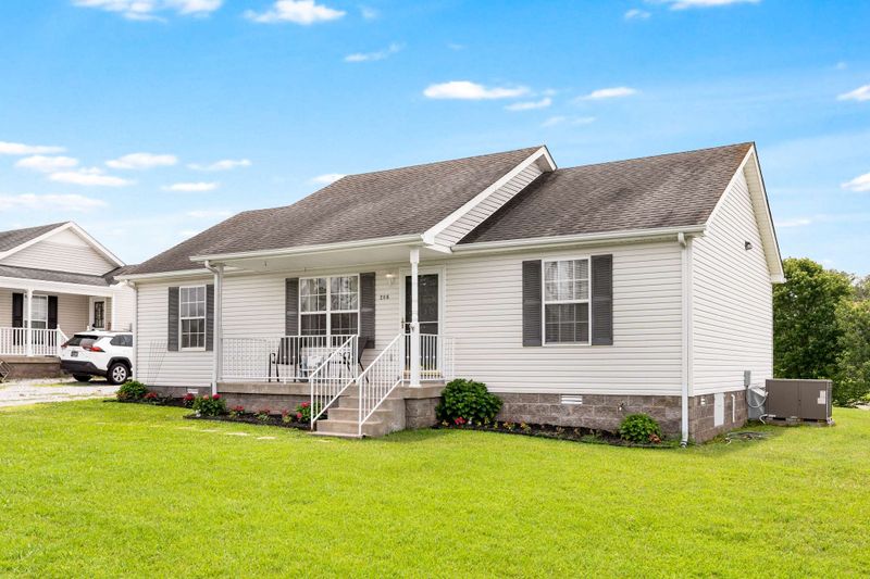 208 Corbitt Ln, Springfield, TN 37172