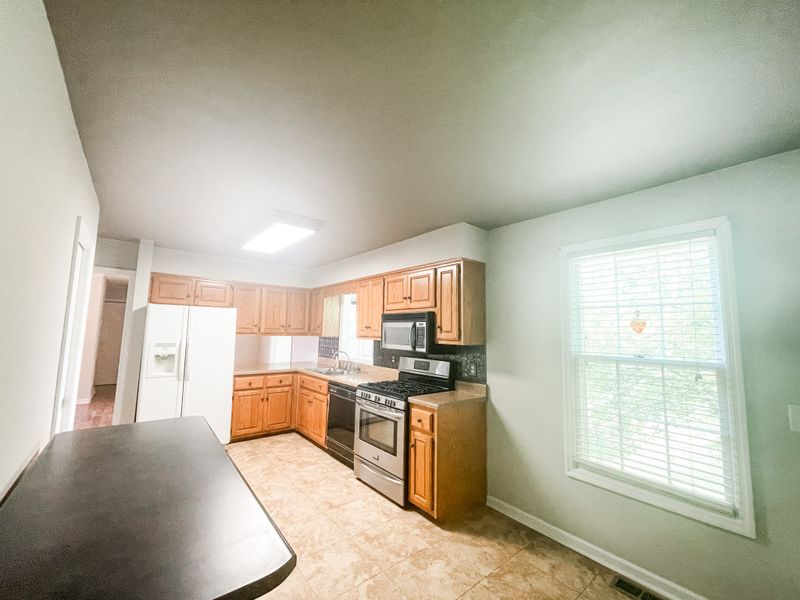 100 Harold Hester Ln, Portland, TN 37148