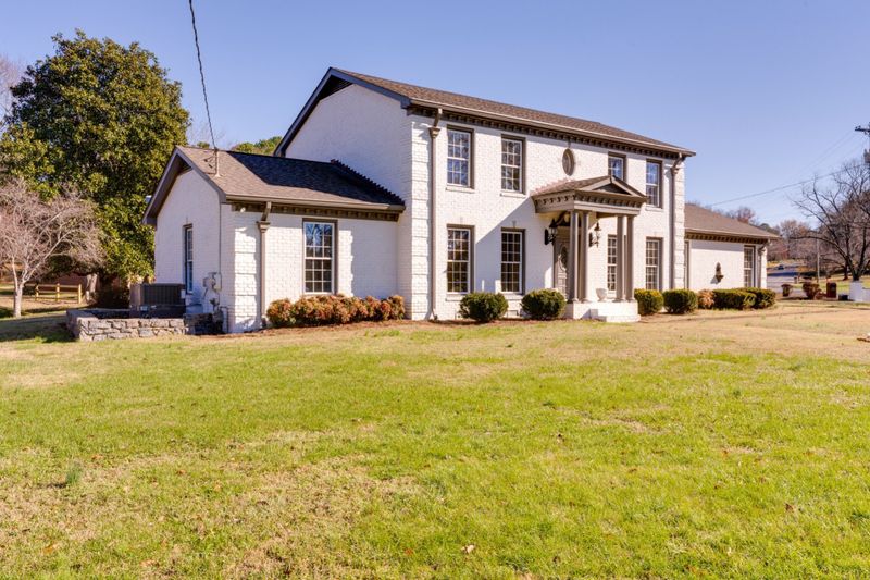 101 Choctaw Dr, Hendersonville, TN 37075